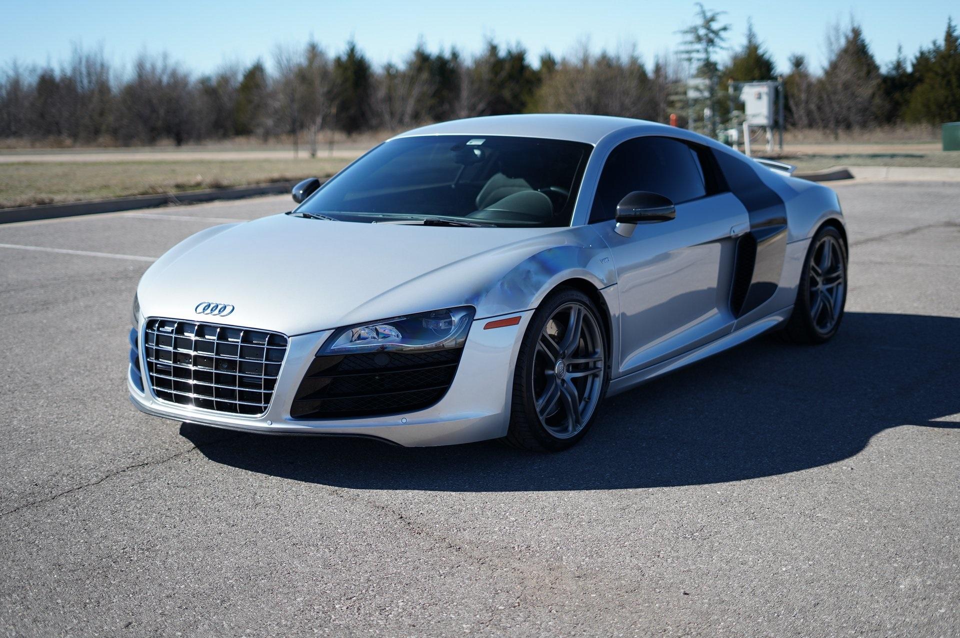 Used 2010 Audi R8 5.2 / Carbon Blade / Carbon Interior For Sale (Sold)